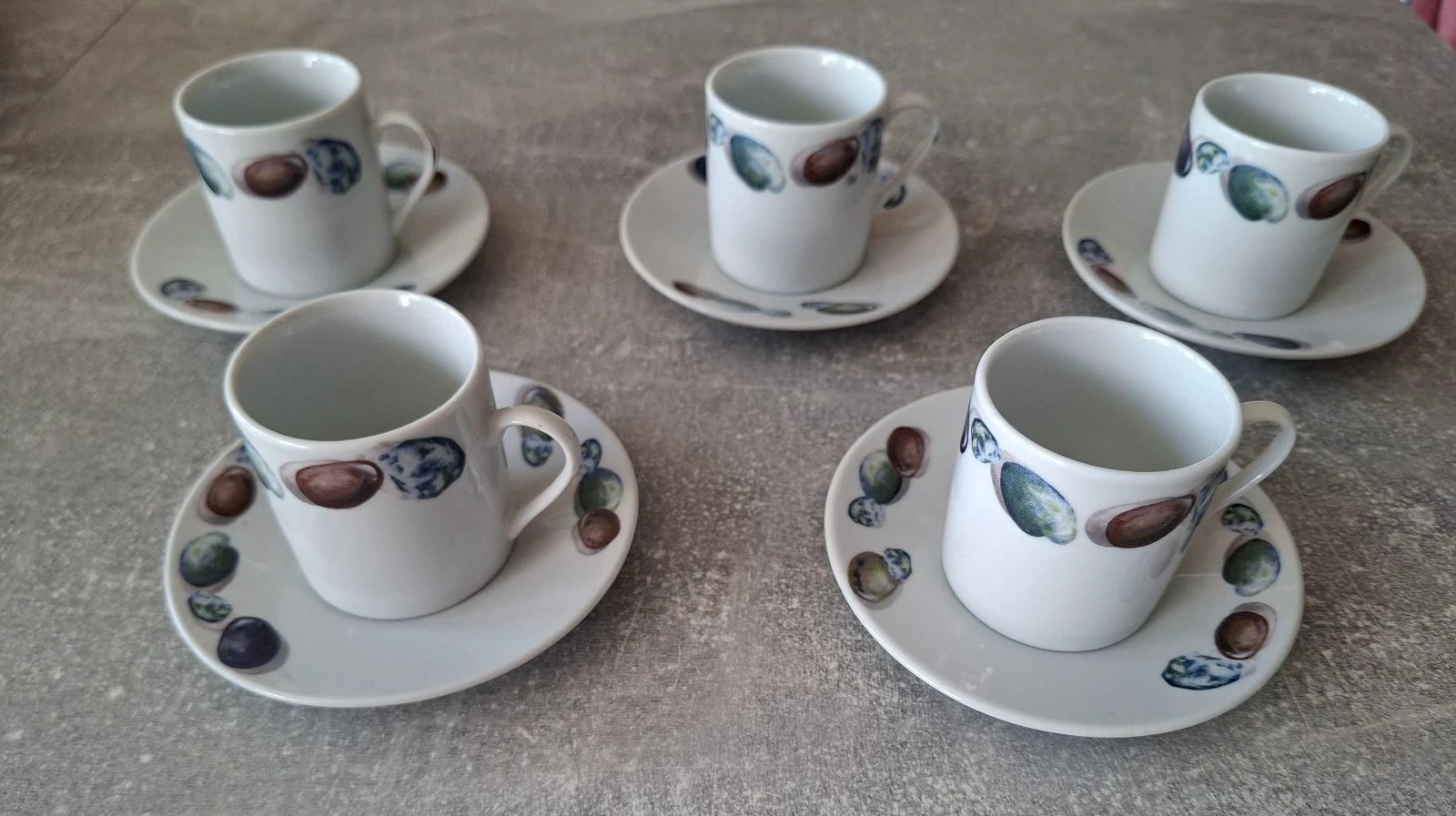 Tasses et sous-tasses 